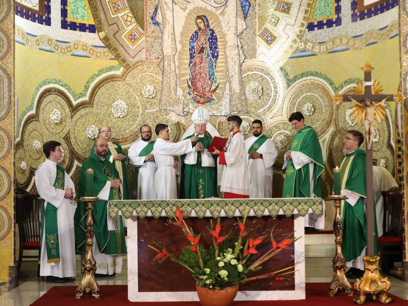 Santa Missa marca abertura do Mês Vocacional e celebra o Dia do Padre