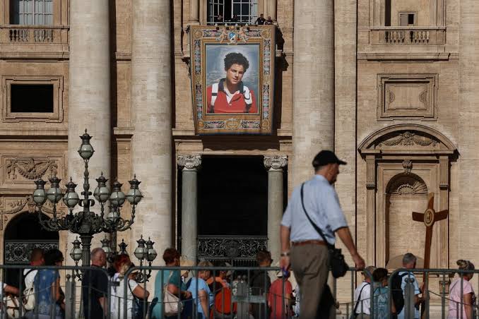 Você sabe como funciona a canonização?