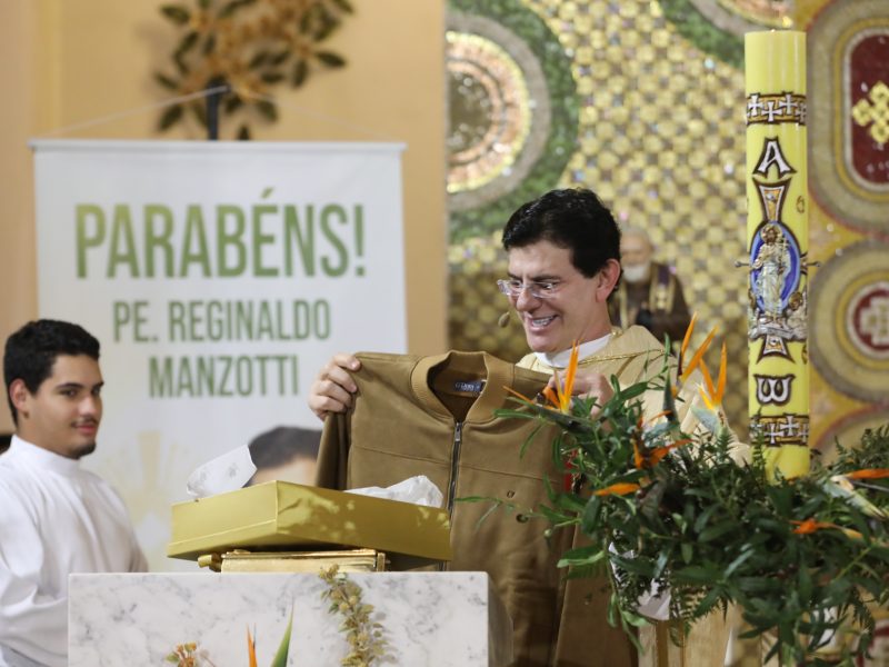 Santa Missa em Ação de Graças pelo aniversário do Padre Reginaldo Manzotti