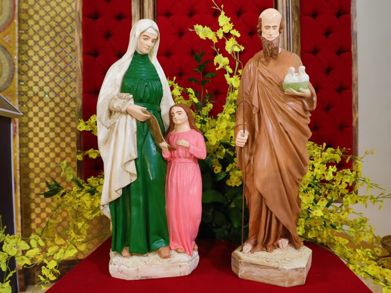 Padre Reginaldo Manzotti preside Santa Missa no Dia Mundial dos Avós e dos Idosos